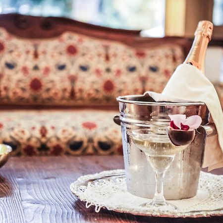 Hotel St.Mauritius Форте дей Марми Екстериор снимка
