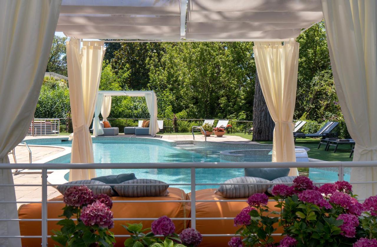 Hotel St.Mauritius Форте дей Марми Екстериор снимка